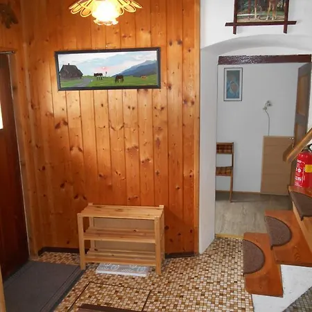 Semesterbostad Haus Maria *